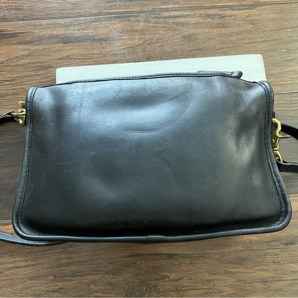 Vintage Coach Shoulder Bag - Picture 6 of 12